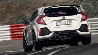 Nejrychlejší předokolka je Civic Type R - Obrázek 