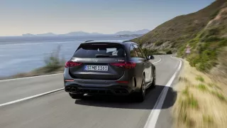 Nový Mercedes-AMG C63 S E Performance