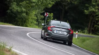 Nová Honda Civic s motorem 1.5 VTEC jezdí skvěle. 