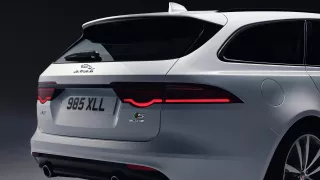 Jaguar XF Sportbrake, sportovní rodinný kombík 6