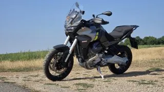 Moto Guzzi Stelvio
