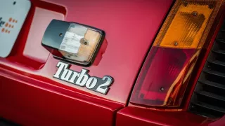 Renault 5 Turbo ve vzácné verzi Evolution. 27