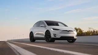 V Česku si lze koupit ojetý elektromobil s doživotním nabíjením zdarma. Stojí lehce přes 300 tisíc
