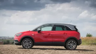 Opel Crossland X exteriér 11