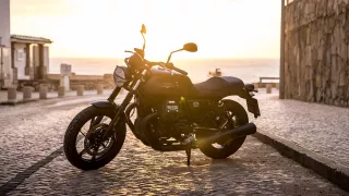 Moto Guzzi V7