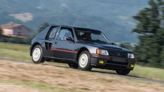 Peugeot 205 turbo 16