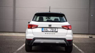 SEAT Arona 1.0 TSI exteriér 4