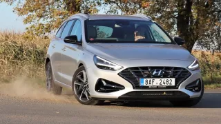 Test Hyundaie i30 kombi 1.6 CRDi po faceliftu: Příjemný konzervativec překvapil coby mistr okresek