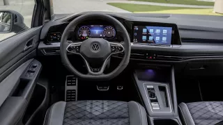 Volkswagen Golf 8 (2020) - elektrifikované verze