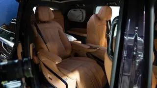 Forthing pařížský autosalon