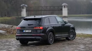 Prohlédněte si galerii současné Audi Q7