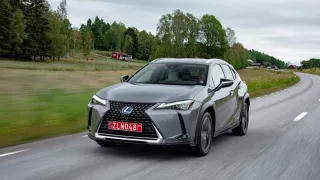 Lexus UX Mazinger Z