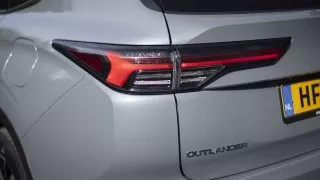 Mitsubishi Outlander PHEV