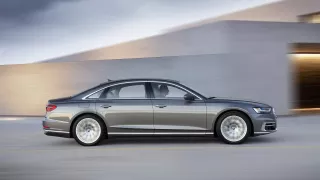 Nové Audi A8 v prodloužené luxusní verzi L. 14