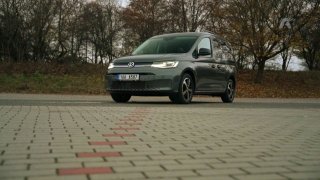 Recenze Volkswagenu Caddy 2,0 TDI Dark Label