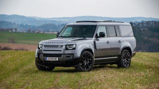 Land Rover Defender Outbound