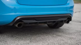 Prohlédněte si ostré Volvo S60 Polestar 13