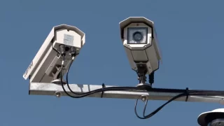 Rychlostní kamera rozdává pokuty za 0,22 km/h. Češi mířící na dovolenou by měli být na pozoru