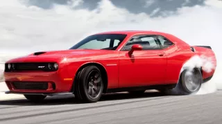 Dodge Challenger SRT Hellcat