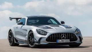 Divize Mercedes-AMG staví brutální stroje s označením Black Series už více než 15 let. Zatím vzniklo šest modelů