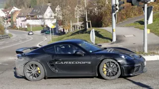 Porsche 718 Cayman GT4 5