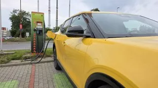 Testovaný Ford Capri.