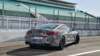 BMW M8 Coupe test Estoril