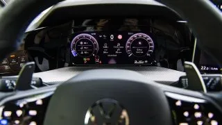 Volkswagen Golf Variant R