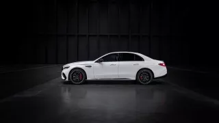 Mercedes-AMG E 53 HYBRID 4MATIC+: