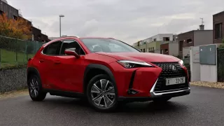 Lexus UX 300e