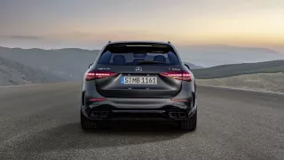 Nový Mercedes-AMG C63 S E Performance