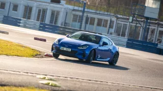 Vyzkoušeli jsme nejlepší Subaru současnosti. Nová generace modelu BRZ je prostě mistrovské dílo