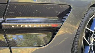 Aston Martin Vanquish V12