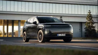 Hyundai Ioniq 9 dostal nejluxusnější verzi. Sází na černé detaily a prémiovou atmosféru