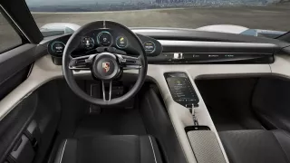 Porsche Mission E - Obrázek 7