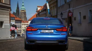 BMW 750i se stalo památkou, stejně jako pražské St