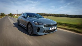 Kia Stinger Carshot 9