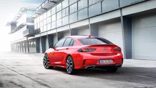 Opel Insignia GSi 4