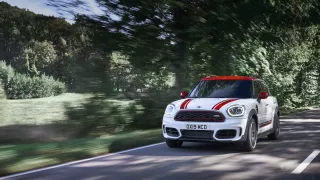 MINI John Cooper Works Countryman 4