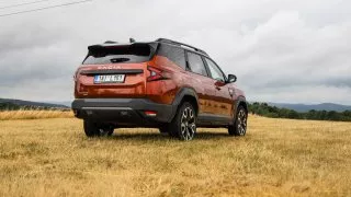 Dacia Bigster hybrid 155