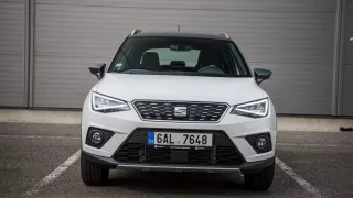 SEAT Arona 1.0 TSI exteriér 8