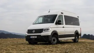 Obrovská dodávka, která se řídí jako Tiguan. Terénní Volkswagen Crafter projede snad všude