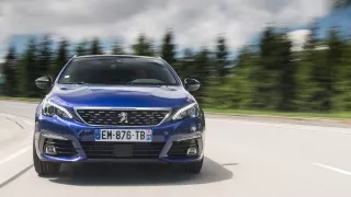 Vylepšený Peugeot 308 ve verzi kombi 10