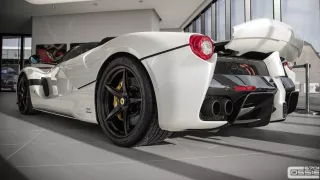 První LaFerrari Aperta je Česku! Stojí desítky mil