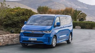 Volkswagen Transporter a Caravelle nabízí rozmanitý výběr motorů, Češi si ale vybírají pouze jeden