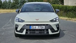 Nejvíc rostla Cupra a Volkswagen, hlásí největší dovozce v Česku. Prodeje zvýšil o 17 procent