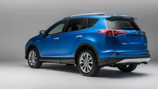 Toyota RAV4 facelift 2015 - Obrázek 2