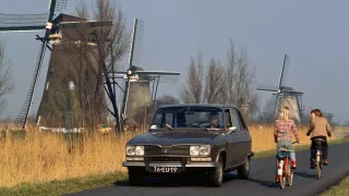 Renault 16