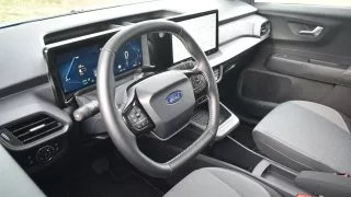 Ford e-Tourneo Courier