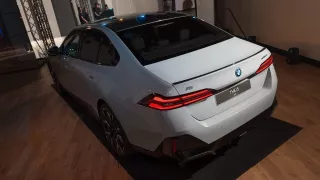 BMW i5